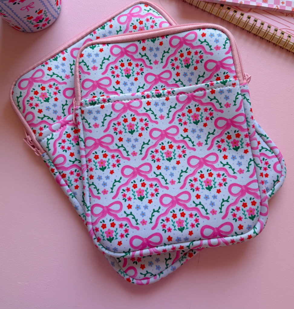 Bows & Berries Kindle Sleeve
